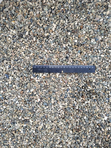 Kamenclub.ru: Галька речная окат (серая) фр.5-10 мм купить  в Санкт-Петербурге галька речная серая, серый, темно-серый, светло-серый, коричневый речная окатанная галька декоративная ландшатфная 5000 руб/т   фото КАМЕНЬ КЛУБ