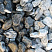 Kamenclub.ru: Щебень галтованный черный (мрамор) фр. 50-100 мм.  купить в Санкт-Петербурге мрамор черный с белыми прожилками щебень ландшафтный мраморный 15000 руб/т   фото КАМЕНЬ КЛУБ