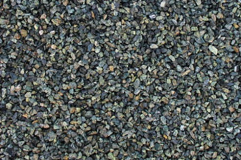 Kamenclub.ru: Щебень крошка зеленый (змеевик) фр. 3-5 мм  купить в Санкт-Петербурге камень змеевик зеленый, салатовый светло-зеленый мраморная каменная декоративная крошка 9000 руб/т   фото КАМЕНЬ КЛУБ