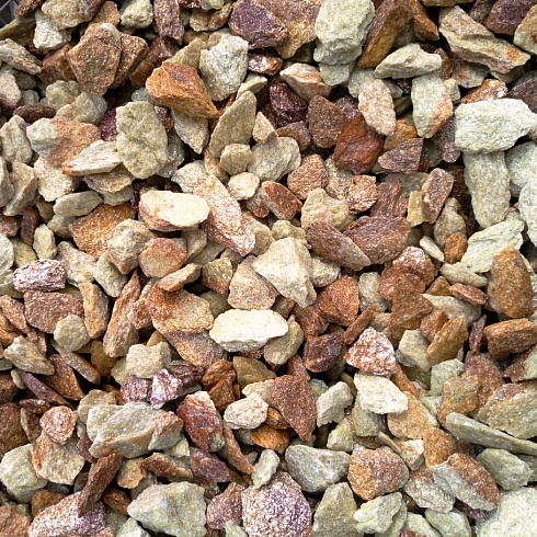 Kamenclub.ru: Щебень крошка желтый (ЗЛАТОЛИТ) фр. 5-10 мм.  купить в Санкт-Петербурге мрамор золотистый, бежевый, желтый каменная ландшафтная декоративная крошка здатолита 8500 руб/т   фото КАМЕНЬ КЛУБ