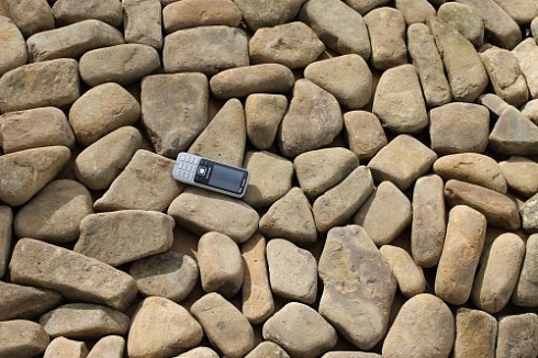 Kamenclub.ru: Песчаник брусчатка  купить в Санкт-Петербурге    5 500 руб/т   фото КАМЕНЬ КЛУБ