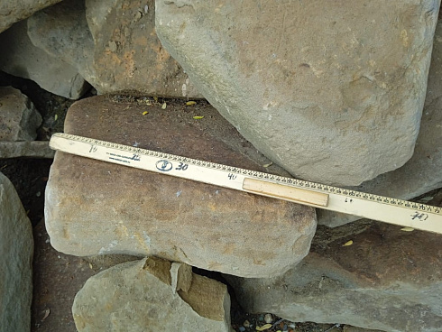 Kamenclub.ru: Песчаник для мощения дорожек, площадок, парковок ( фр 5-10 см)  купить в Санкт-Петербурге песчаник  серый желтый коричневый рыжий песчаник оголтованный окатанный 6500 руб/т   фото КАМЕНЬ КЛУБ