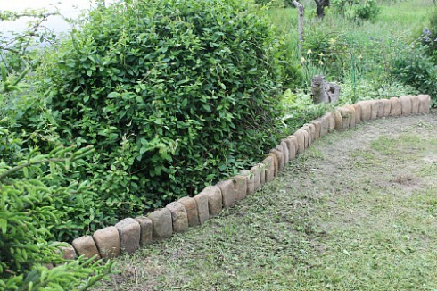 Kamenclub.ru: Песчаник для строительства и кладки блочный (фр 100-200 мм)  купить в Санкт-Петербурге песчаник бежевый серый рыжий валун мелкий для строительства песчаник 6500 руб/т   фото КАМЕНЬ КЛУБ