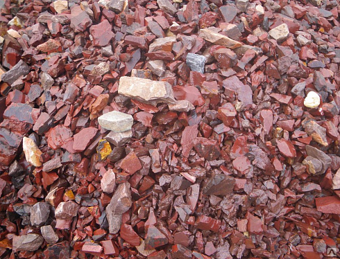 Kamenclub.ru: Щебень крошка красный (ЯШМА) фр. 5-10 мм.  купить в Санкт-Петербурге крошка каменная яшмы красный, бордовый, темно-красный декоративная крошка ландшафтная каменная яшмоидная 8500 руб/т   фото КАМЕНЬ КЛУБ