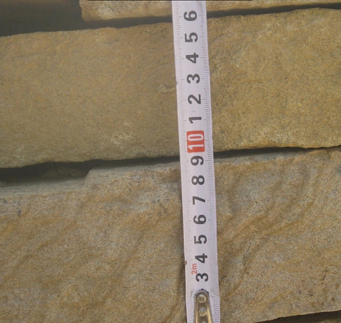 Kamenclub.ru: Песчаник пластушка желтый с рисунком (7-15 см)  купить в Санкт-Петербурге плитняк - пластушка - бут желтый песчаник 10200 руб/м3   фото КАМЕНЬ КЛУБ