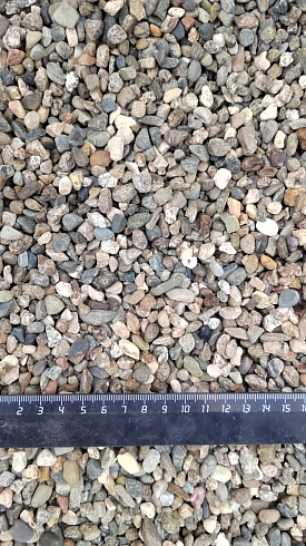 Kamenclub.ru: Галька речная окат (серая) фр.5-10 мм купить  в Санкт-Петербурге галька речная серая, серый, темно-серый, светло-серый, коричневый речная окатанная галька декоративная ландшатфная 5000 руб/т   фото КАМЕНЬ КЛУБ