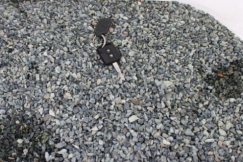 Kamenclub.ru: Щебень крошка зеленый (змеевик) фр. 5-10 мм  купить в Санкт-Петербурге змеевик зеленый, салатовый ландшафтный декоративный щебень крошка 7 200 руб/т   фото КАМЕНЬ КЛУБ