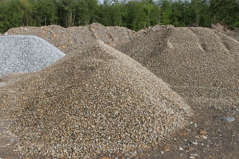 Kamenclub.ru: Галька окат (серо-желтая) фр.10-20 мм. купить  в Санкт-Петербурге галька серо-желтая, рыжая, серый речная окатанная округлая галька 5000 руб/т   фото КАМЕНЬ КЛУБ