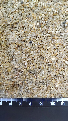 Кварцевый песок для площадок фр. 0,8 - 2 мм.  купить в Санкт-Петербурге фото Камень Клуб