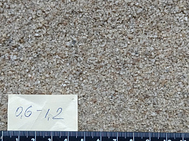 Кварцевый песок для площадок фр. 0,6-1,2 мм.  купить в Санкт-Петербурге фото Камень Клуб