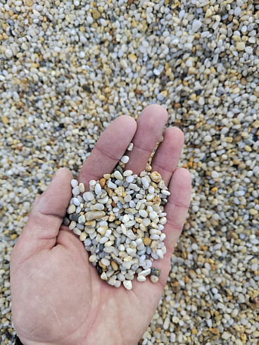 фото Галька крымская жемчужная фр. 3-5 мм. купить в Санкт-Петербурге  в интернет-портале КАМЕНЬ КЛУБ