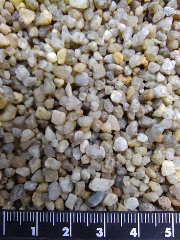 Кварцевый песок для площадок фр. 2-5 мм.  купить в Санкт-Петербурге фото Камень Клуб