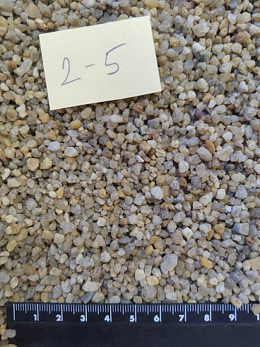 Кварцевый песок для площадок фр. 2-5 мм.  купить в Санкт-Петербурге фото Камень Клуб